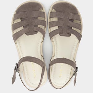 Sandali da pescatore da donna, scarpe estive basse da donna, sandali a piedi nudi da donna, sandali con forma naturale del piede, sandali in pelle con punta chiusa