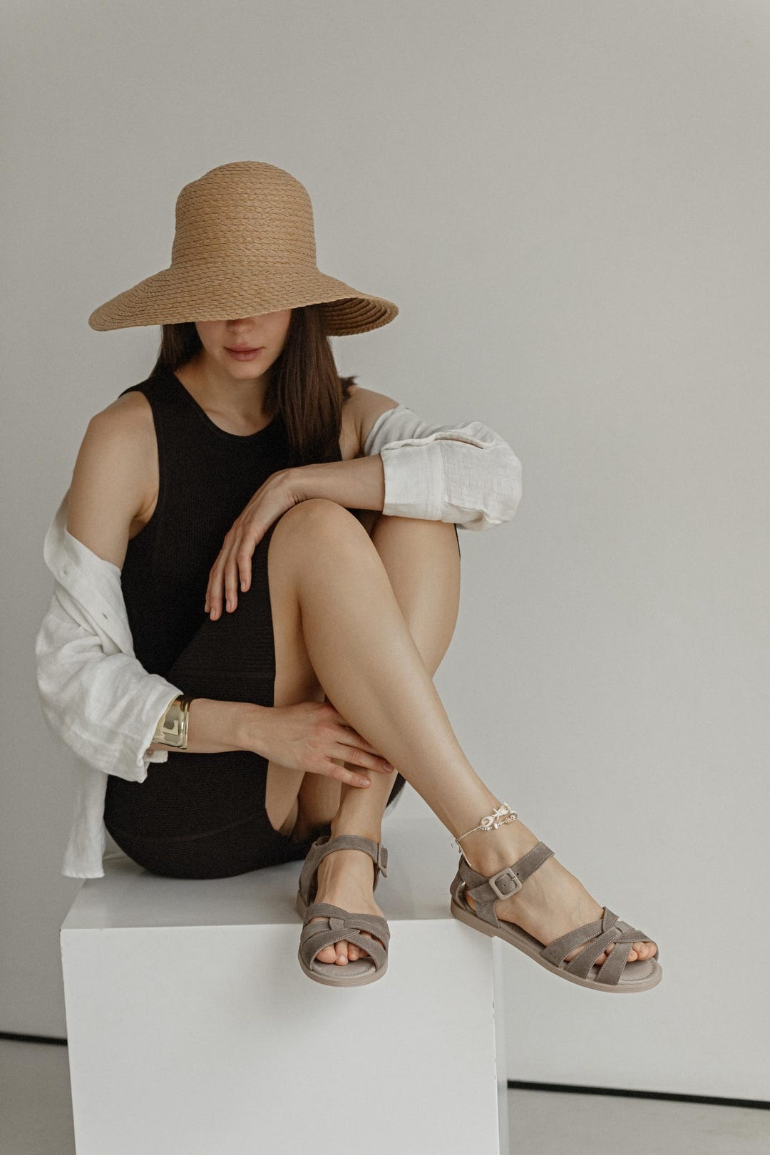 Wide Fit Sandals Suede Summer Shoes Closed Heel Sandals Flat