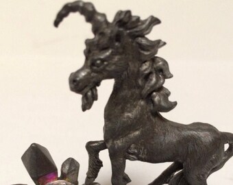 Pewter Image, Unicorn, Figurine, Fantasy, solid pewter, 3 crystals, 2 3/4" tall