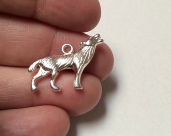 Wolf,  Wholesale Lots, 5 cm (1"), Silver Plated, Howling, Double sided Charm   SP-75