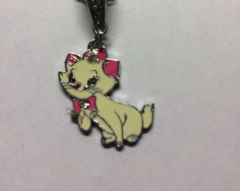 The Aristocats, Marie,Cat, rhinestones, SS chain 16"