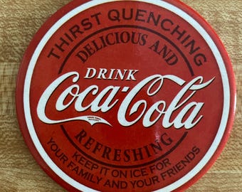 Coca-Cola, Delicious & Refreshing, Round Retro Magnet, 3" diameter, M2330