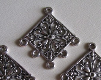 Antique Silver Elegant Charm Holder for 5 charms               C1006