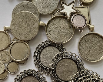 Select your bezels for jewelry making or mini-crafting, lots of choices