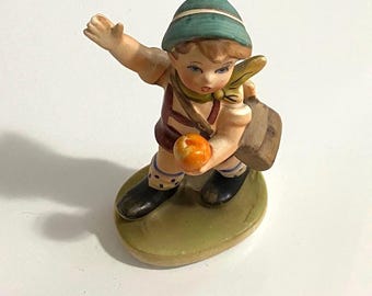 Apple or School Boy, Alpine, Napcoware, 1950s, 4” tall, G6158