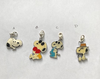 Snoopy, Zipper Pull or Backpack Charm