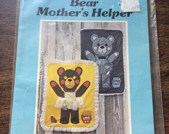 Bear Mother’s Helper, wall hanging, Pattern Only,  23”x33”, 1979, #3715 USA