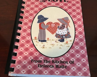 Seasoned with Love, Delores Waite, 6th printing, 1980s, lot's of recipes