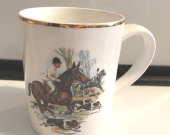 Vintage Mug, Crown Trent, Fox Hunting, Staffordshire, Pall Mall China, England, 4”tall