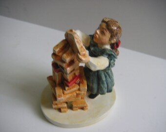 Sebastian Miniatures, Children at Play, Girl playing with blocks, Blue label 1979, SML 376, Lance 6261