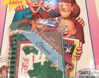 Mini Scrapbook Kit, Christmas theme, plus Scrapbooking Magazine, 2005