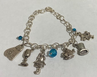 Alice in Wonderland, Silver plated, Bracelet, 6 charms, Blue Bead, AW2