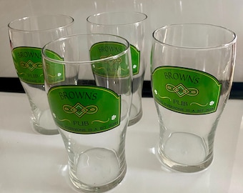Irish Pub Glasses, Pint, A Bit of Irish, Brown’s Waterbury, CT, set of 4