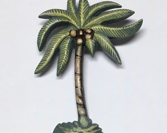 Coconut Palm Tree Pin, Vintage Florida Souvenir, 1930-40s, hand painted, 2 1/2” tall