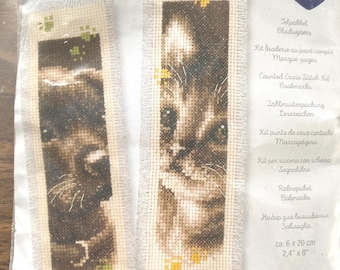Veruaco DIY Kit, Counted Cross Stitch, Cat & Dog Bookmarks