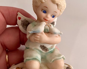 Bundles of Love, 3” tall, Tender Hearts, Angel, 1995, Katharine Stevenson