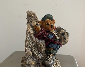 Sir Edmund…Persistence, Rockclimber Boyd’s Bears, 20/ 38 ed, 1996