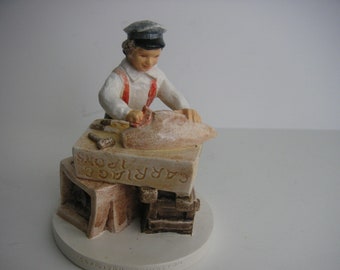 Sailing Days, Boy, Sebastian Miniatures, red label 1981, SML 385, limited ed 6551/10K, Lance 2105