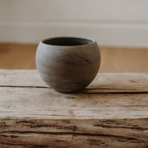 Matte Black Modern Ceramic Clay Bowl plant pot image 3