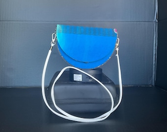 Handbag purse, fantastic materials very durable