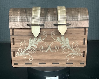 Wooden clutch bag, leather lining