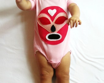 Body rosa de luchador para bebé - Luchador mexicano, hecho a mano