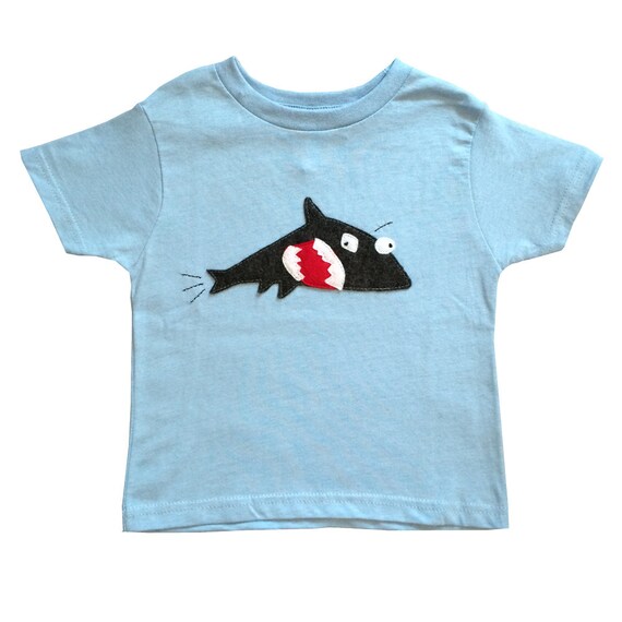mi cielo x Matthew Langille - Shark & Fish – Blue Kids T-Shirt  – Boys or Girls