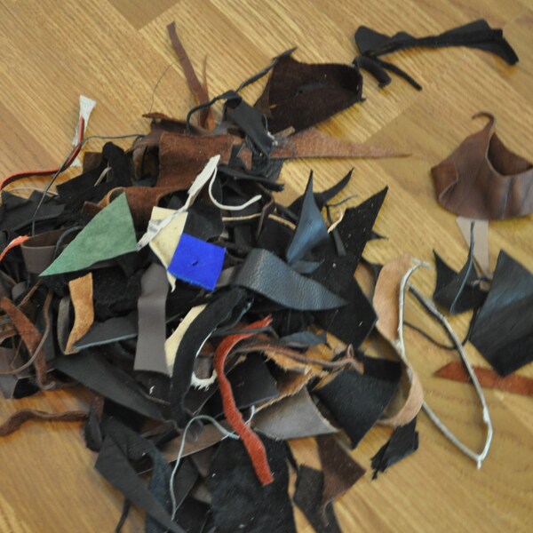 1 pound of leather scraps 1inch square or larger useable area