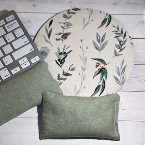Vines minimalist Mouse pad set - mouse wrist rest and/or seafoam linen keyboard rest - coworker gift, office accessories, flax seeds
