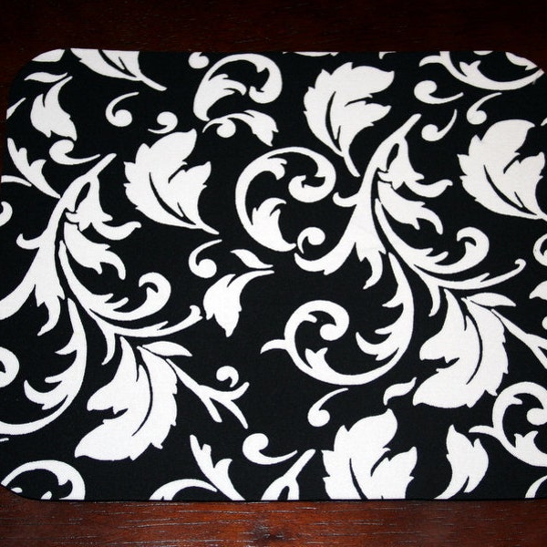 mousepad / Mouse Pad / Mat - Rectangle - Black and White Fleur