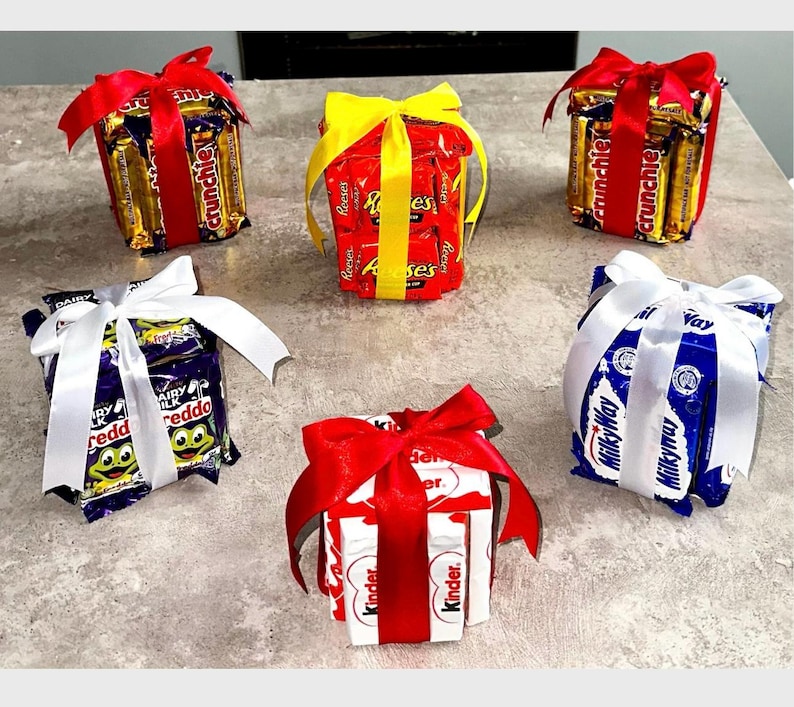 Chocolate Bar Present Gift Bow Ribbon Kinder Cadburys Reeses Wispa ...