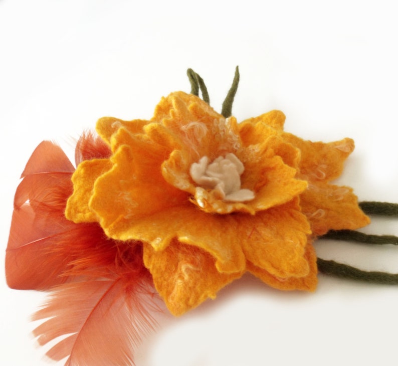 Felt flower brooch Felt pin brooch Felt corsage Felt pin brooch Large flower brooch Felt flower pin Felt feather pin Gift for her Fiber art