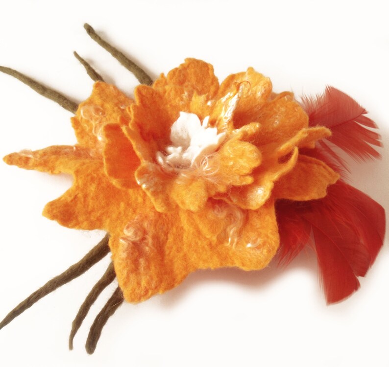 Felt flower brooch Felt pin brooch Felt corsage Felt pin brooch Large flower brooch Felt flower pin Felt feather pin Gift for her Fiber art