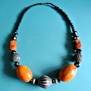 Vintage 1980s Beaded Choker: Gold Brown Plastic, Black Glass & Agate