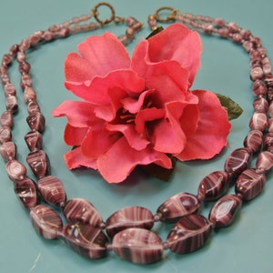 Lovely 2-stranded vintage 1960s necklace of graduated striped purple lilac german glass beads