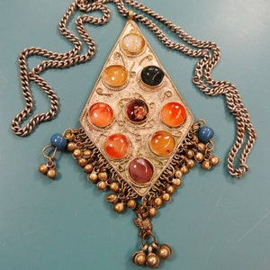 Vintage 1950s India Handmade Gemstone Pendant Necklace: Tribal Boho Charm