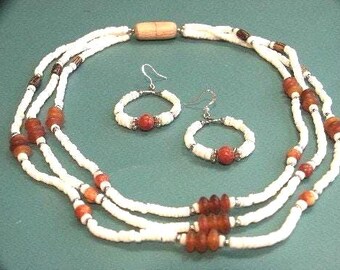 Vintage 1970s unused handcrafted 3-stranded choker necklace set designed by Lee Sands