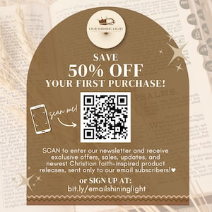 Puede incluir: Gr&aacute;fico promocional con fondo marr&oacute;n, con el texto "SAVE 50% OFF YOUR FIRST PURCHASE!" y un c&oacute;digo QR. Incluye el logotipo "OUR SHINING LIGHT" y la indicaci&oacute;n "Scan me!"