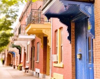 Montreal photography, colorful houses, le plateau, urban decor, trendy neighbourhood - "avenue Coloniale"