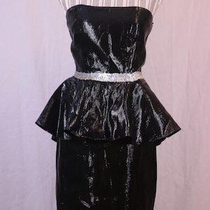 Vintage 80s Sequin Two-Piece Set - Glamorous and Timeless