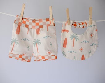 Eco-Friendly Organic Knit Baby Shorts and Bib Gift Set | Surfer Boy Design | Soft & Comfy Diaper Cover Bummies, or Shorts and Bib