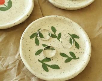 Hand-Painted Ceramic Ring Dish: Botanical Speckled Stoneware