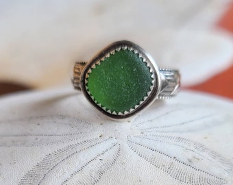 PNW Green Sea Glass Custom Fine and Sterling Silver Chevron Band Ring Size 9 by Seahag101