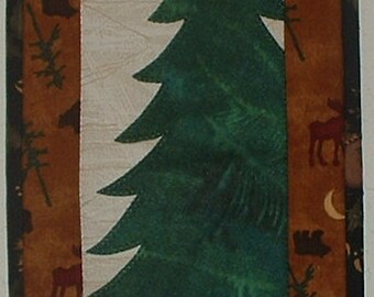 Moose on the Loose - Quilted Lodge Style Wall Hanging Pattern Download