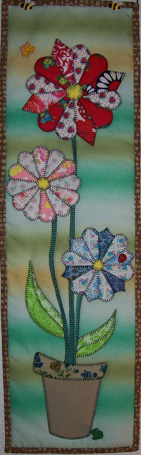 Dresden Daisies - Reproduction Quilted Wall Hanging Pattern Download