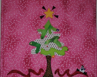 Merry Tree - Quilted Holiday Wall Hanging Pattern Download