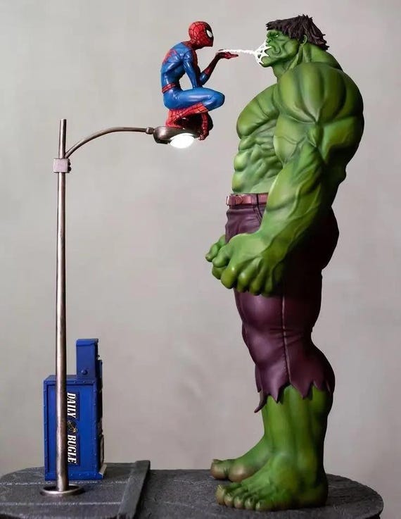 ハルク vs スパイダーマン ジオラマ マーベル スタチュー 3D モデル 3D