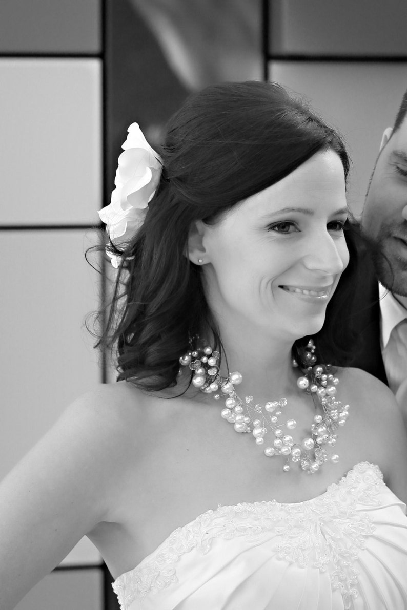 Pearl and Crystal Bridal Wedding Necklace Formal Occasion Etsy