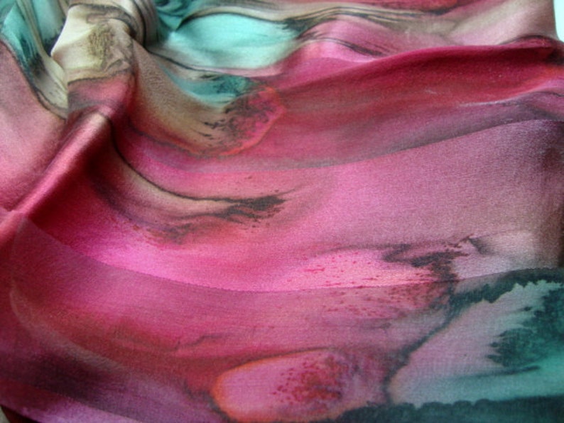 Kastanje donkerrood donkergroen antilope hand geverfd zijden sjaal afbeelding 4
