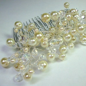 Vine Style Wedding Comb with Pearls and Crystals